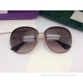 Lightweight Metal Frame Sunglasses For Women